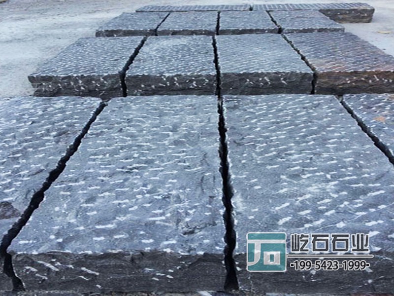青石菠萝面