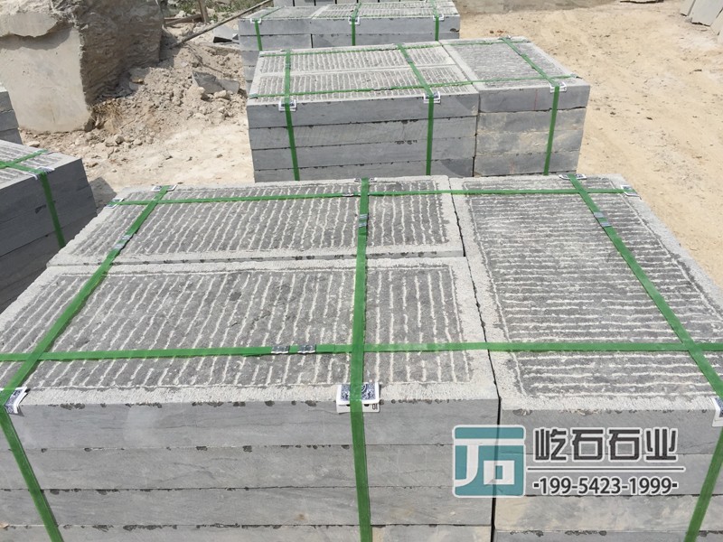 青石錾道面