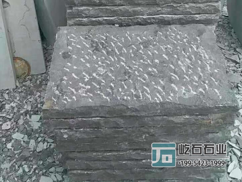 青石菠萝面